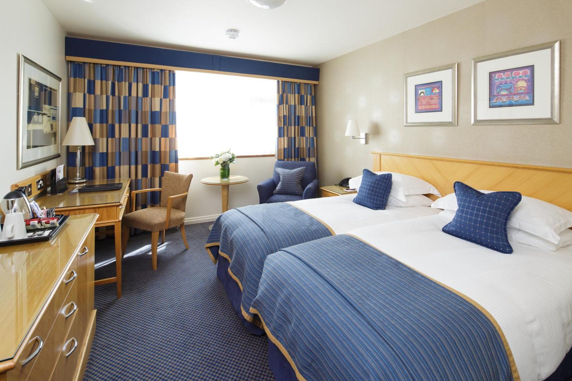 Pomme D'Or Hotel Saint Helier ห้อง รูปภาพ