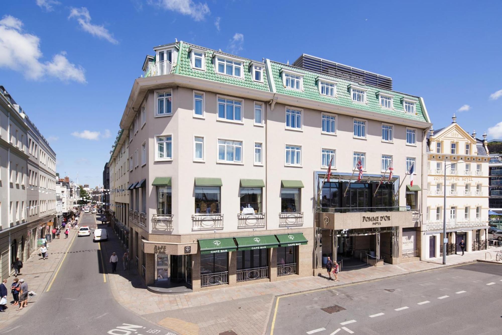 Pomme D'Or Hotel Saint Helier ภายนอก รูปภาพ