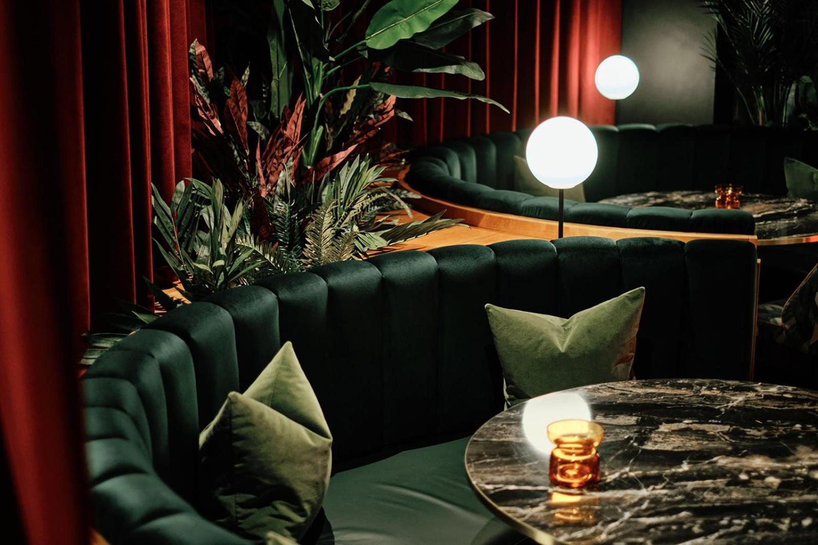 Pomme D'Or Hotel Saint Helier ภายนอก รูปภาพ
