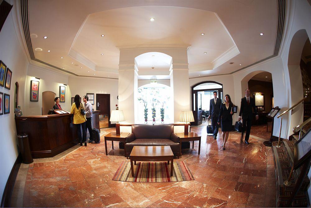 Pomme D'Or Hotel Saint Helier ภายนอก รูปภาพ