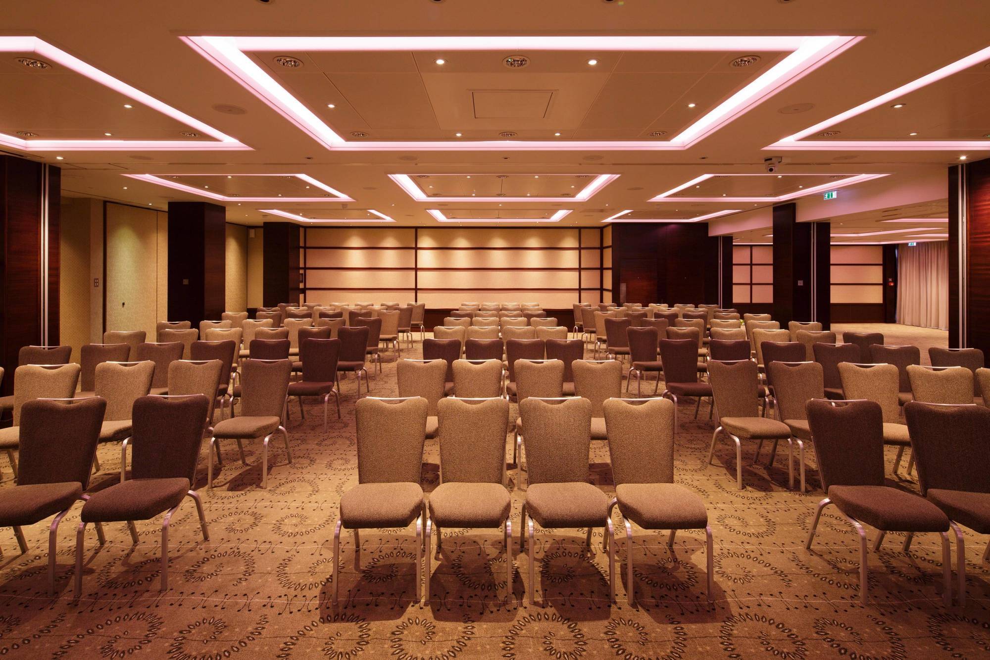 Pomme D'Or Hotel Saint Helier ภายนอก รูปภาพ